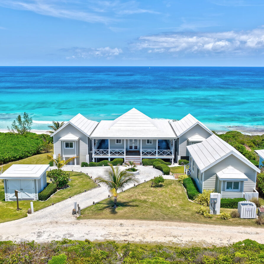 Love Beach - Road View