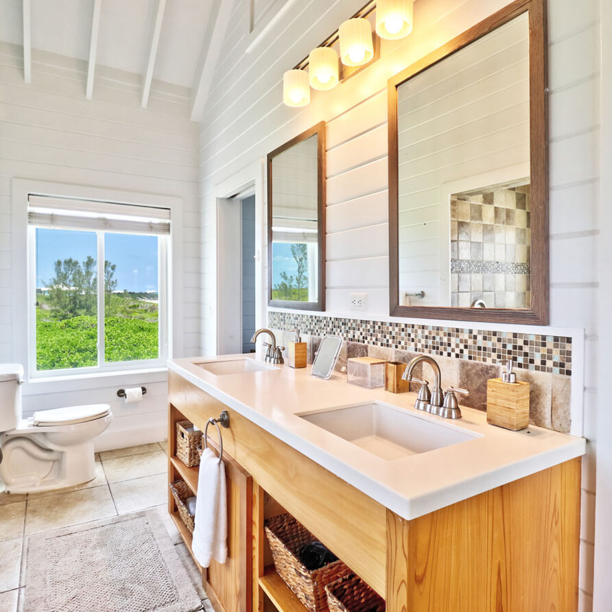 Love Beach - Bathroom 1 - 2