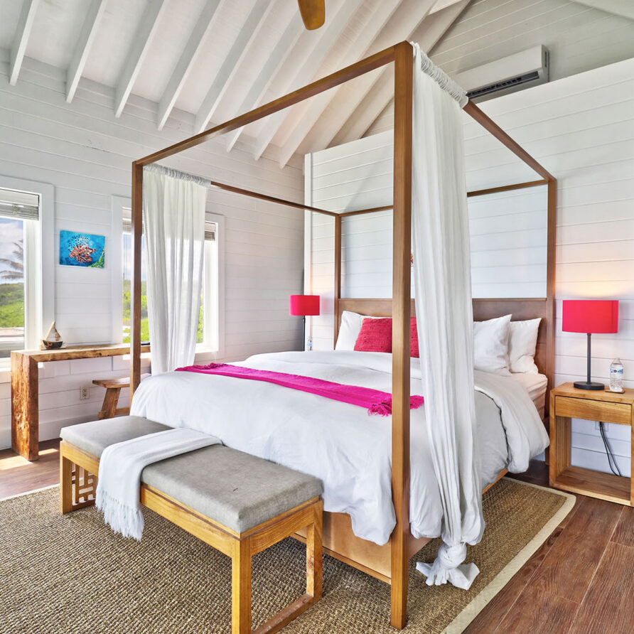 Love Beach - Bedroom 2
