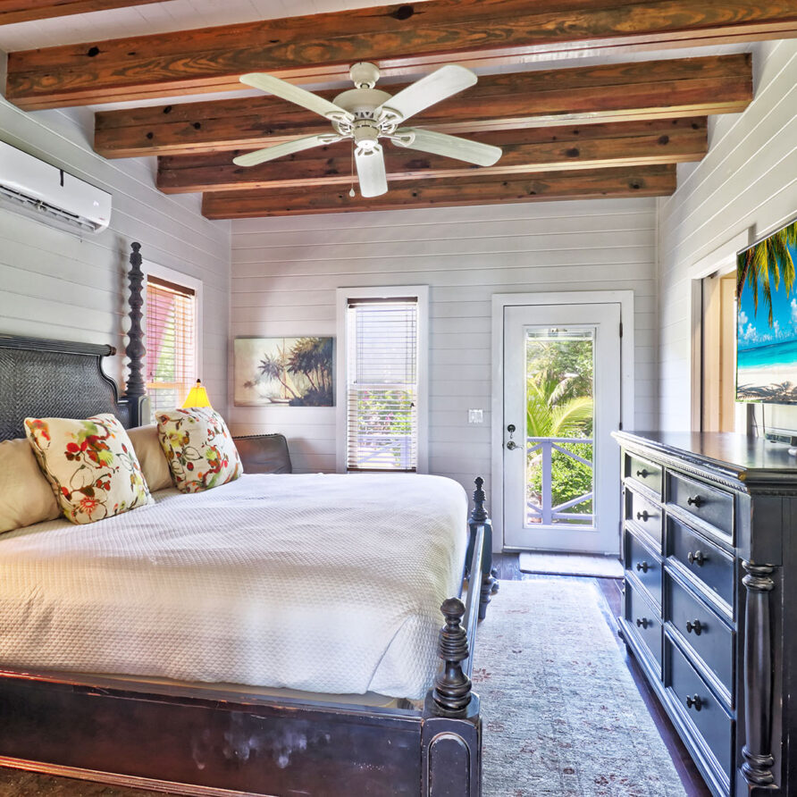 Black Tip Cove - Master Bedroom